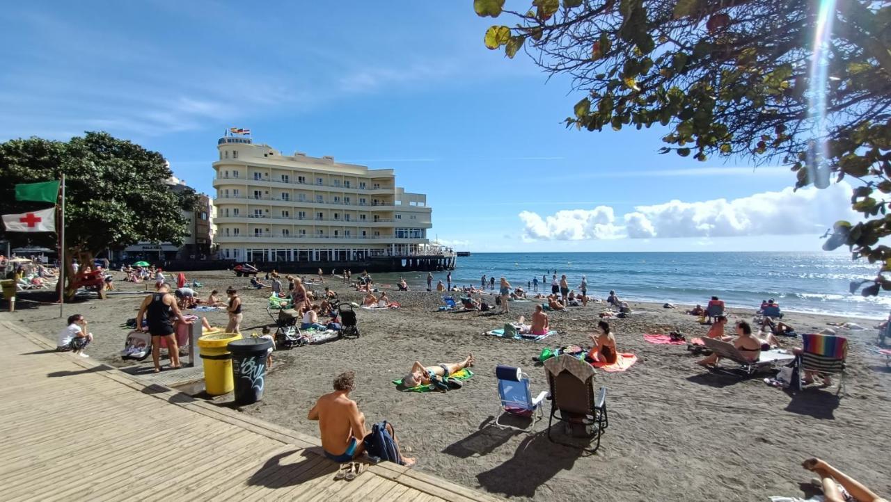 Alquilaencanarias El Medano Junto A La Playa エクステリア 写真