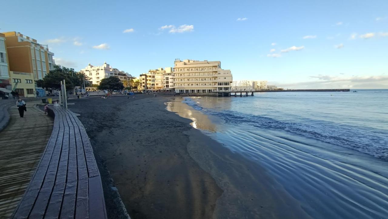 Alquilaencanarias El Medano Junto A La Playa エクステリア 写真