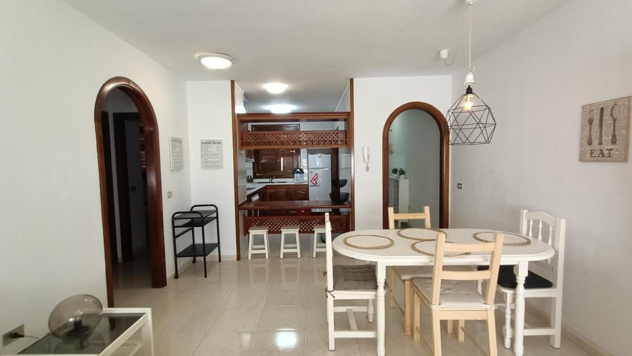 Alquilaencanarias El Medano Junto A La Playa エクステリア 写真